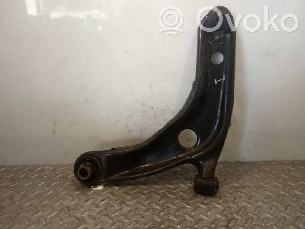 Toyota Yaris Basculă față 