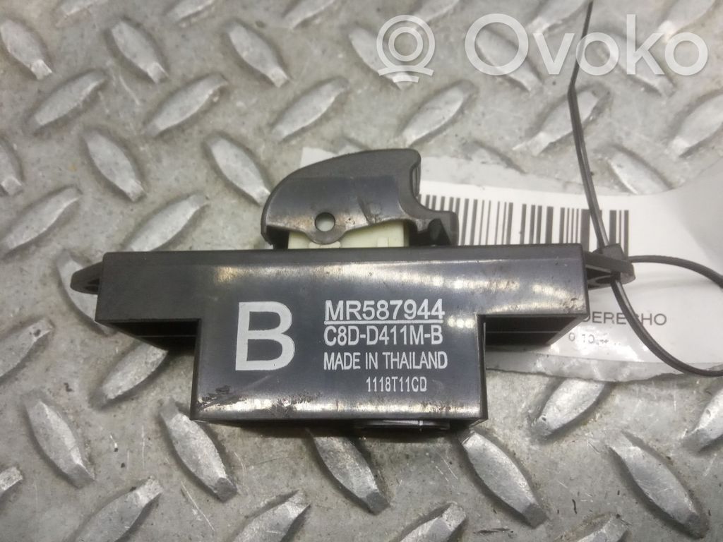 Comutator comandă geamuri electrice   MR587944