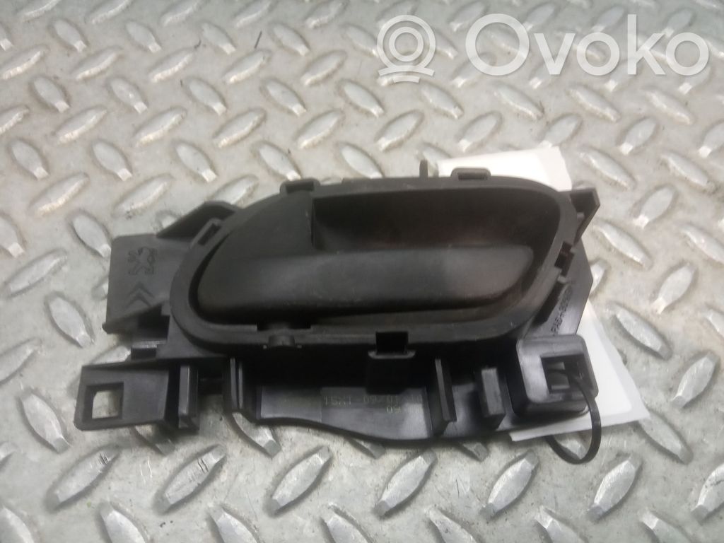 Manecilla interna puerta delantera   9143N7