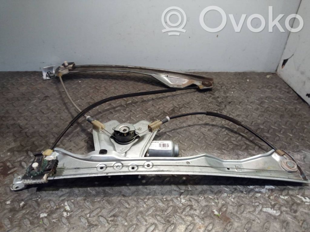 Renault Clio III Regulador manual de la ventanilla delantera 