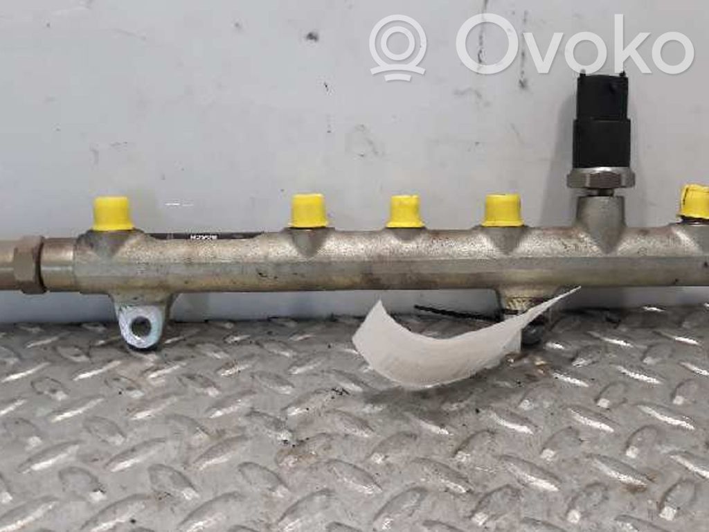 Volvo S40, V40 Rampa inyectora 