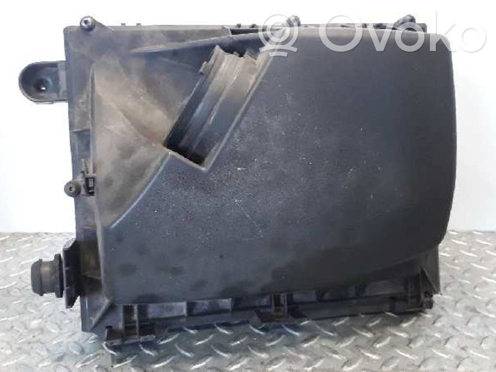 Air filter box