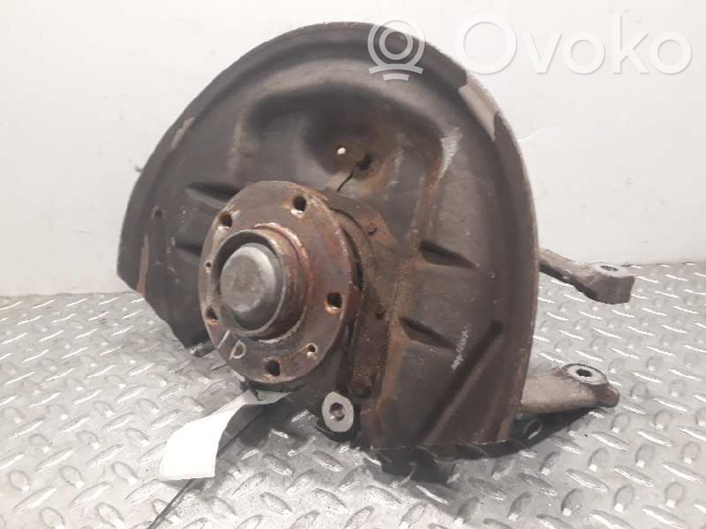Peugeot 407 Achsschenkel hinten 
