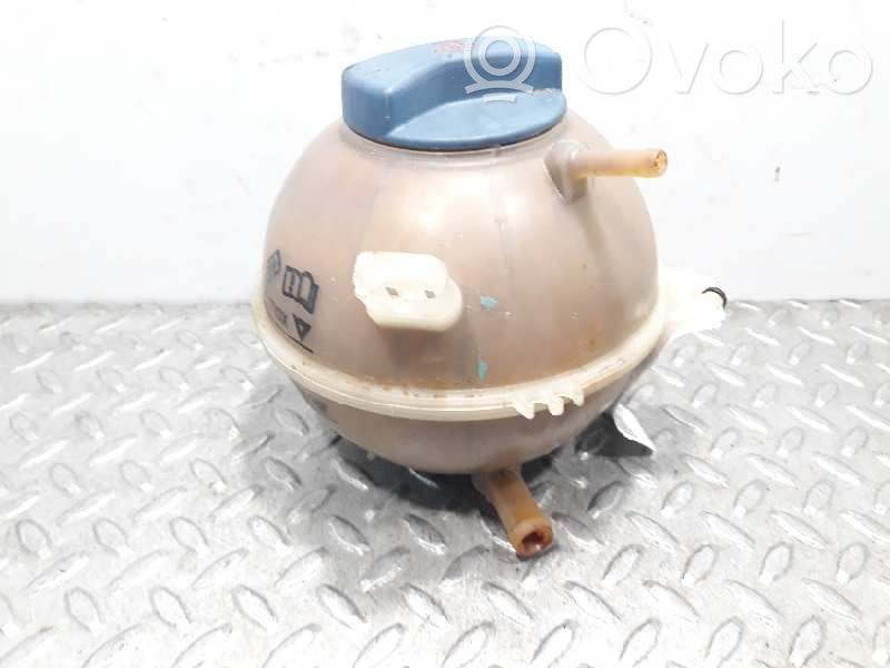 Vase d'expansion de carburant