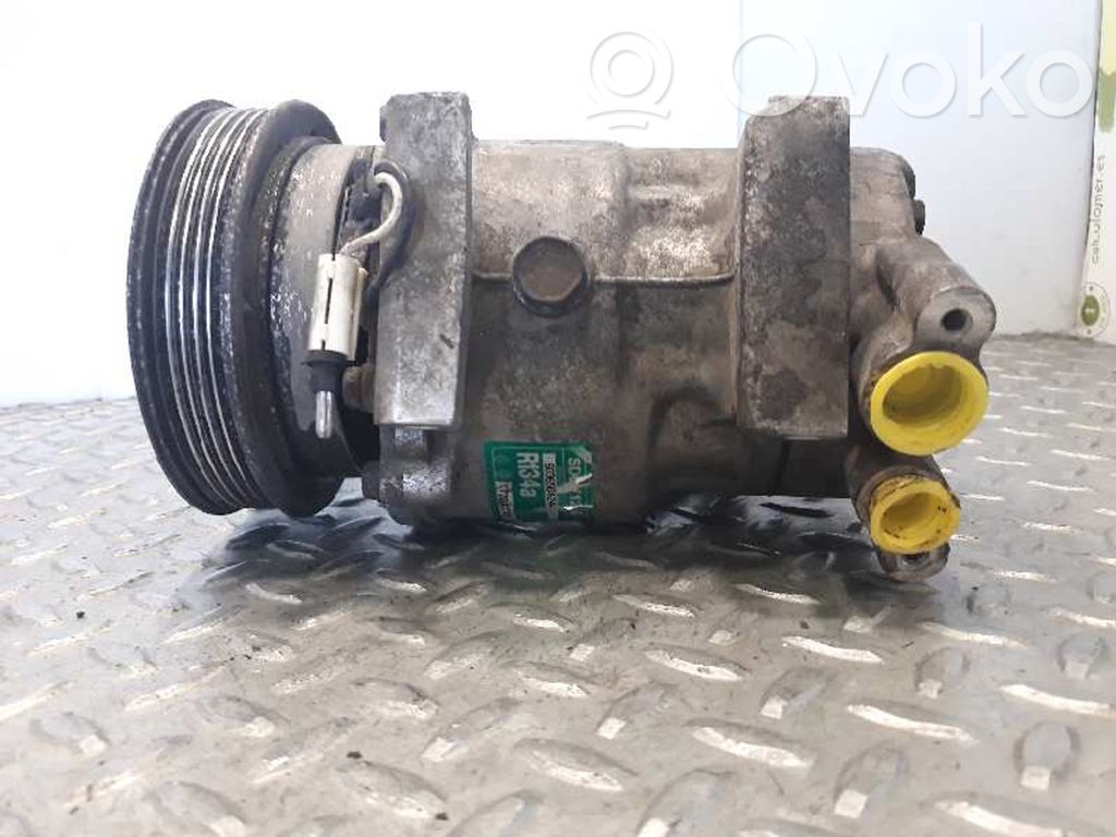 Renault Clio II Kompresor / Sprężarka klimatyzacji A/C 