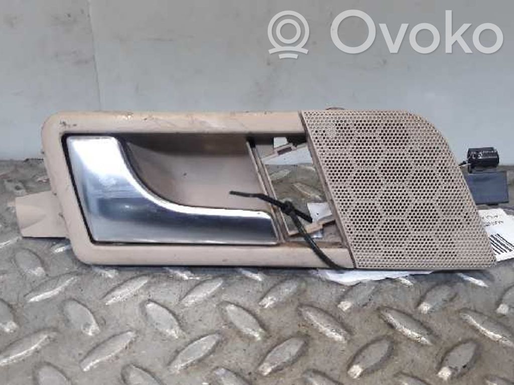 Manecilla interna puerta delantera   8Z0837019F
