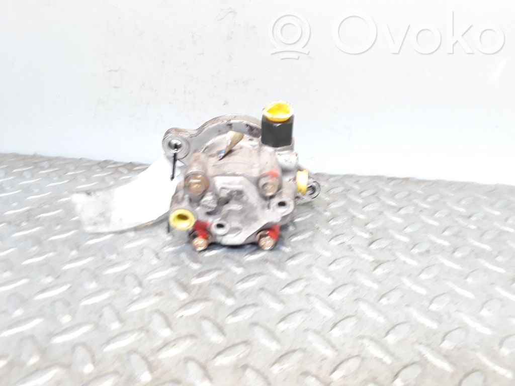 Nissan Almera N16 Pompa servosterzo 
