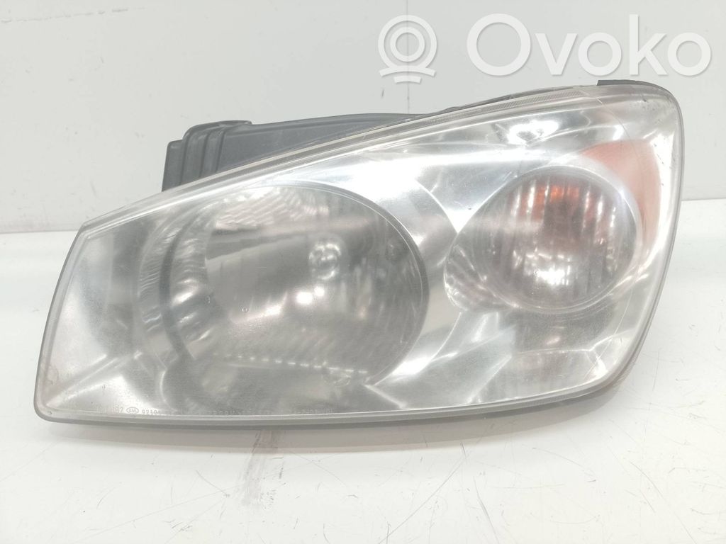 KIA Cerato Phare frontale 
