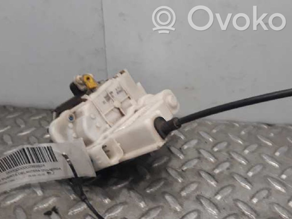 Fiat Panda II Etuoven lukko 
