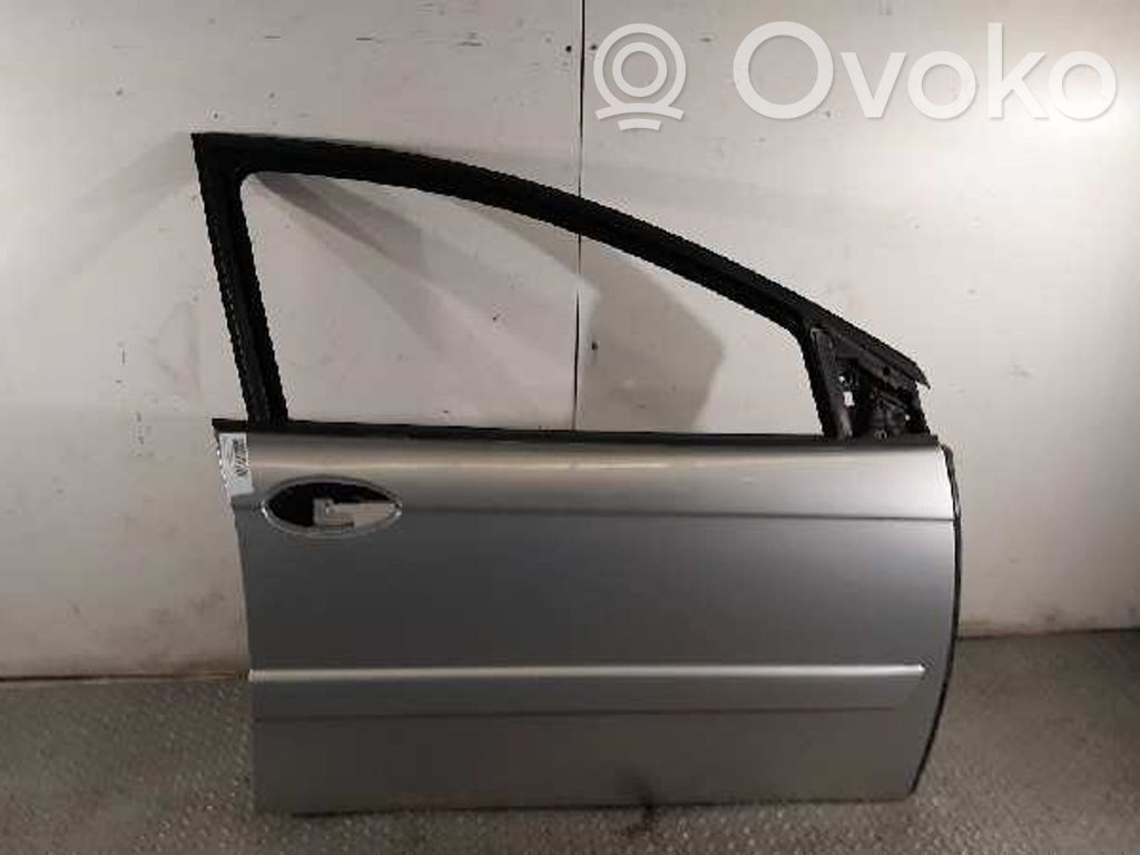 Puerta delantera   9004P0