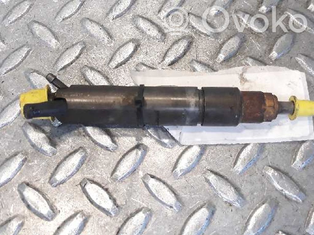 Inyector de combustible   028130202P,0432193696