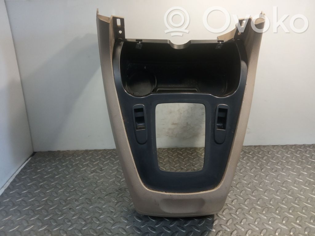 Folding tray