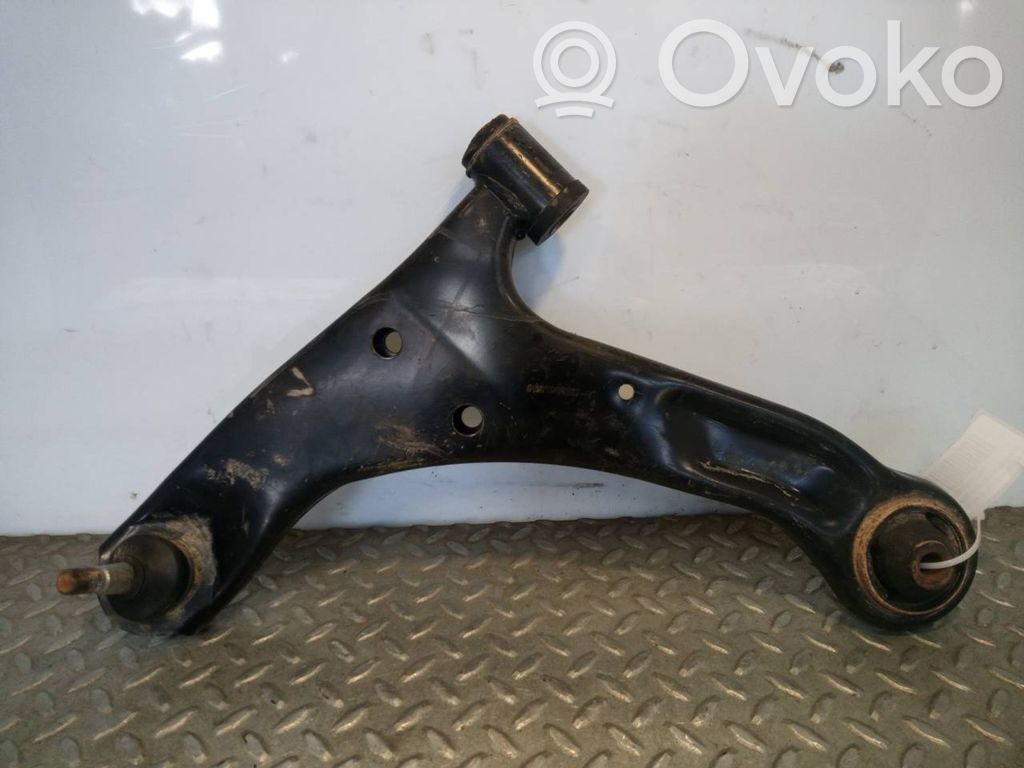 Suzuki Grand Vitara II Braccio di controllo sospensione anteriore 
