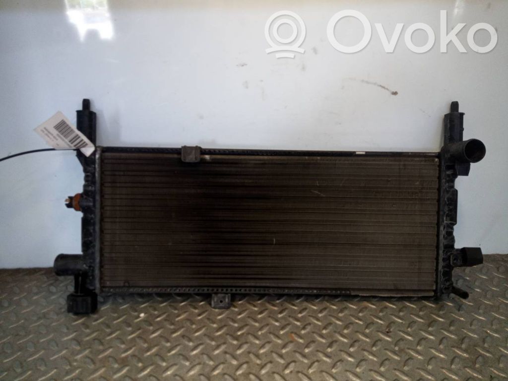 Opel Corsa A Chłodnica 