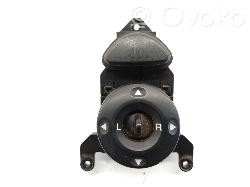 Comutator oglinzi laterale   93BG17B676BB