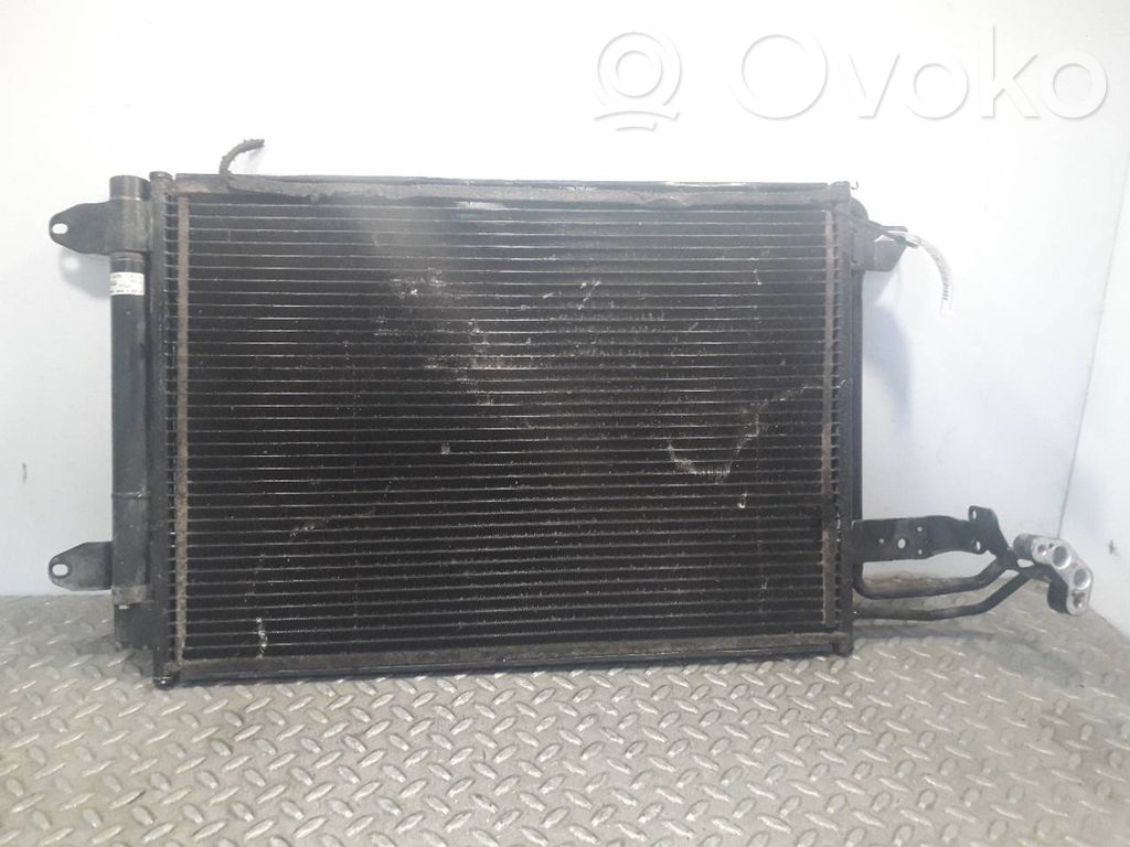 Volkswagen Jetta V Radiator răcire A/C (condensor) 
