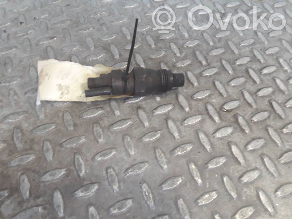 Inyector de combustible   KCA17S42