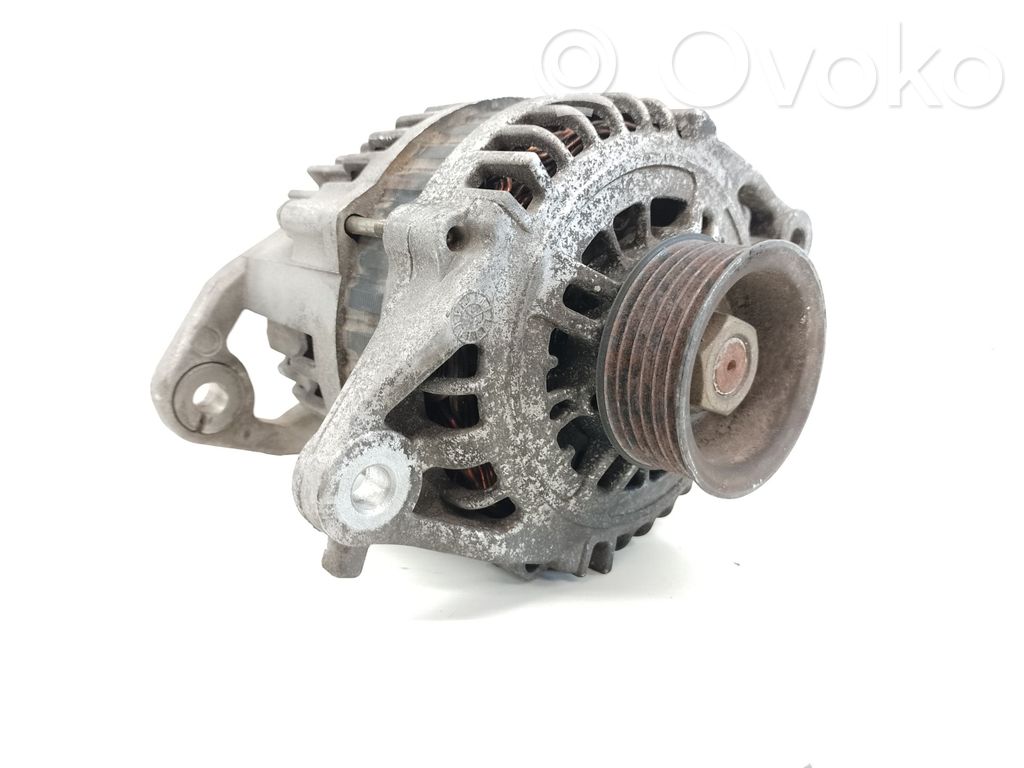 Nissan Almera N16 Alternador 