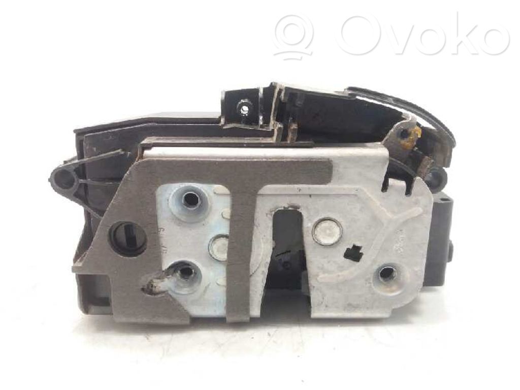 Etuoven lukko   8A6AA21812BE