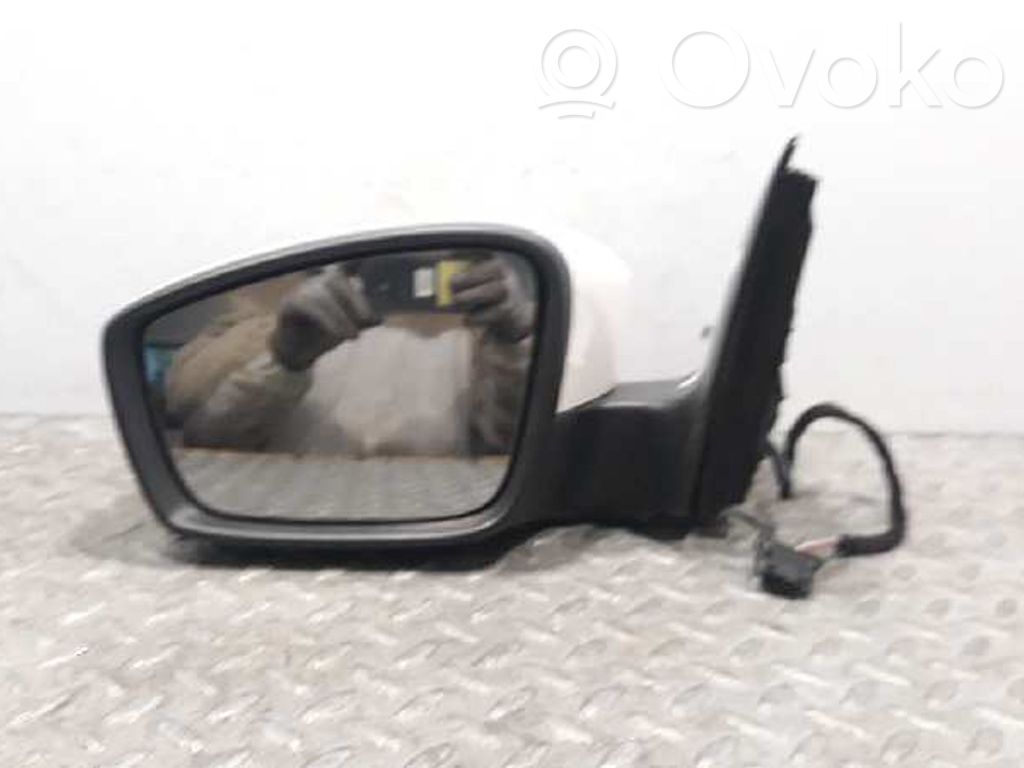 Skoda Rapid (NH) Specchietto retrovisore elettrico portiera anteriore 