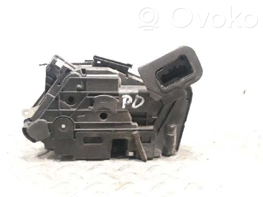 Skoda Rapid (NH) Etuoven lukko 