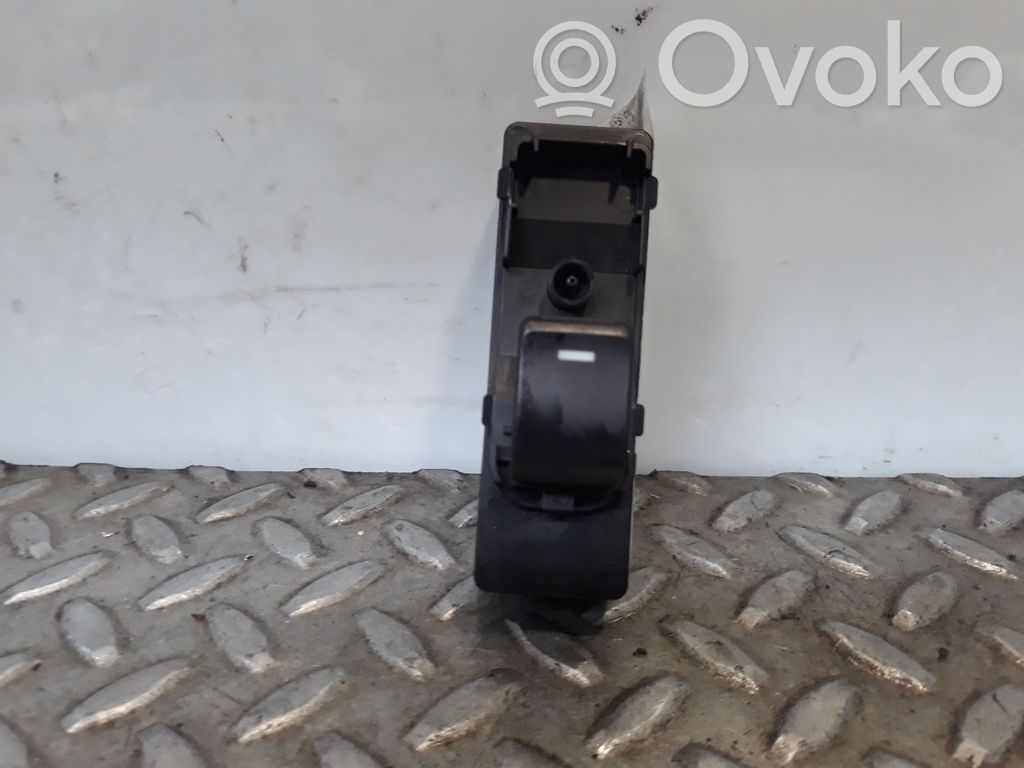 Mazda 6 Electric window control switch 