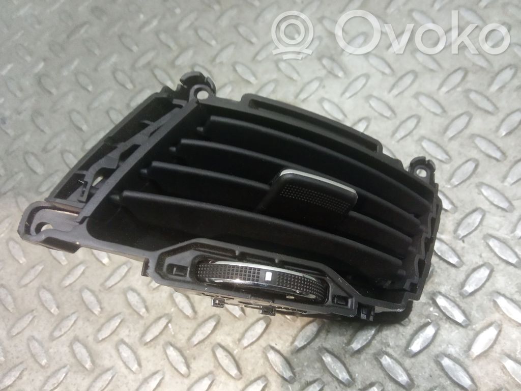 KIA Sportage Owiewka / Deflektor powietrza szyberdachu 