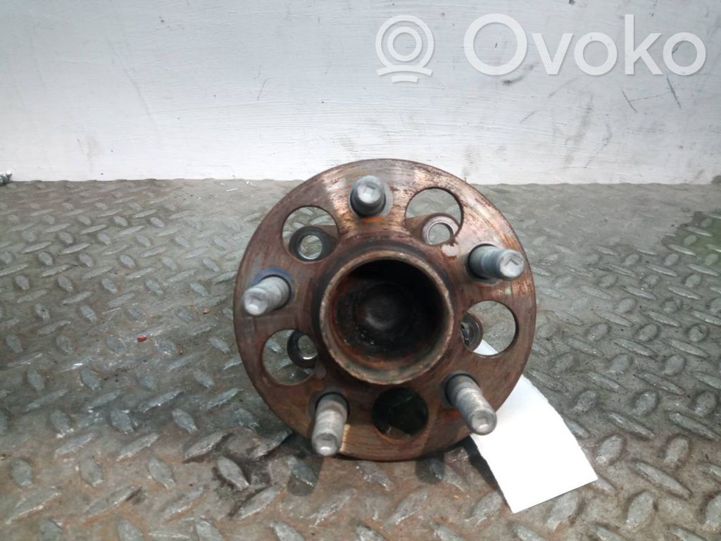 Toyota Urban Cruiser XP110 Fuso a snodo con mozzo ruota posteriore 
