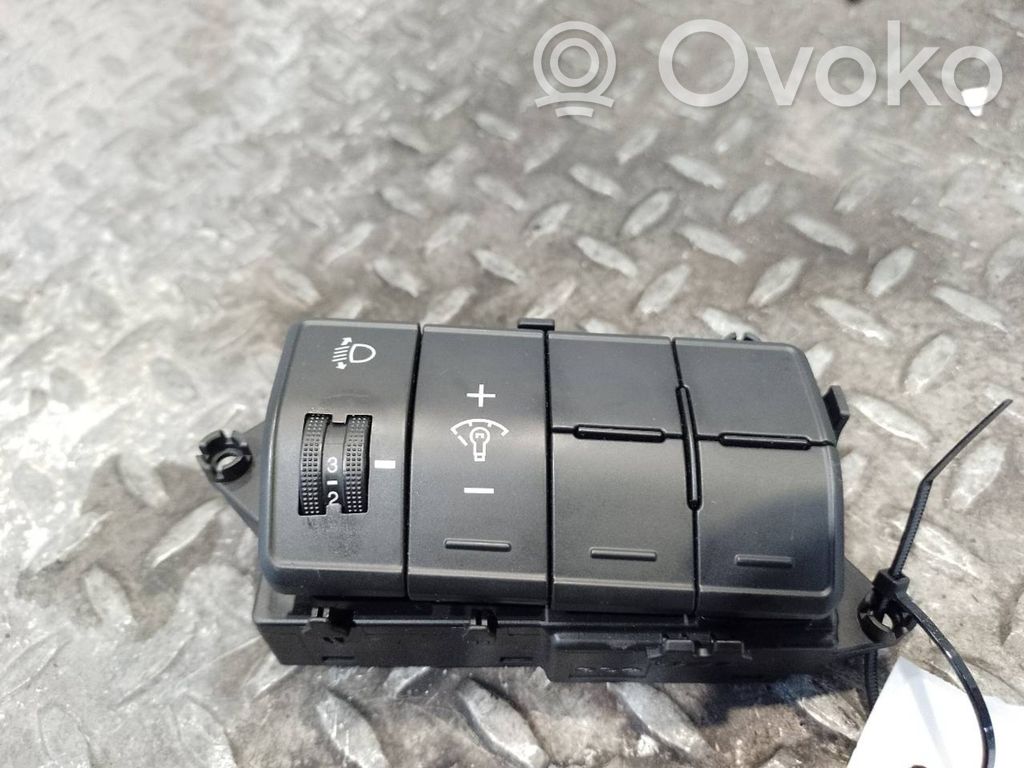 Hyundai i30 Interruptor de control multifunción 
