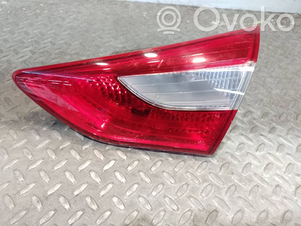 Hyundai i30 Takaluukun takavalot 