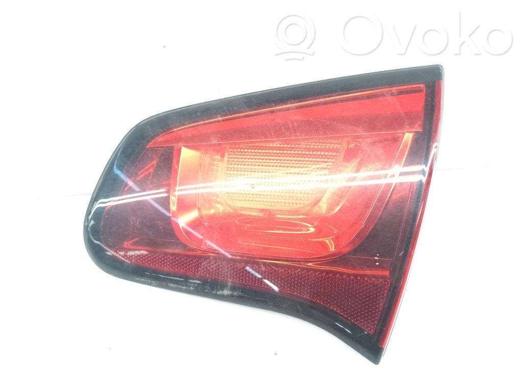 Citroen C3 Lampă spate în capacul portbagajului 