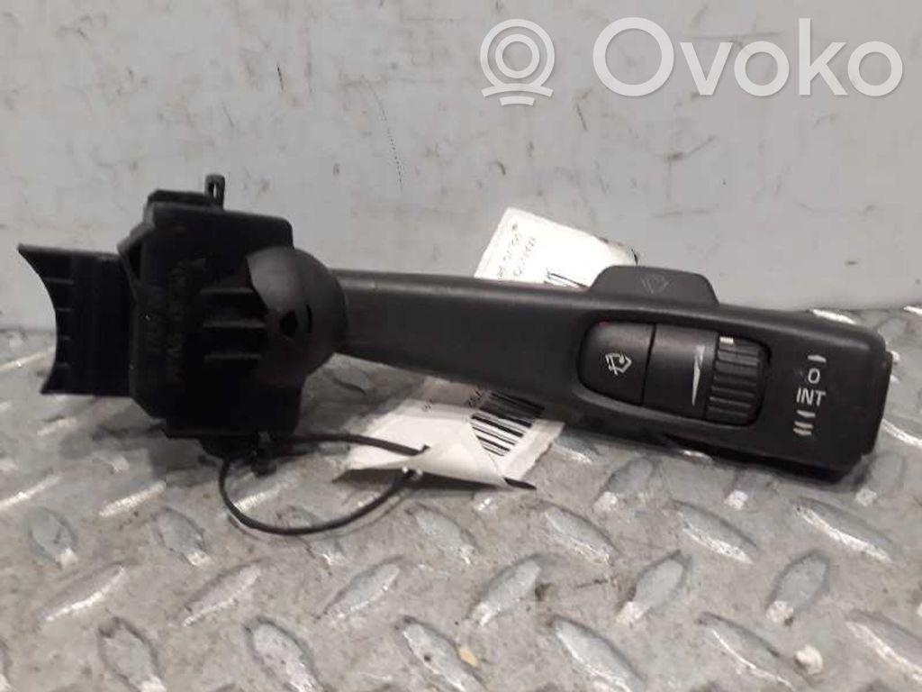 Pyyhkijän vipu   17D770