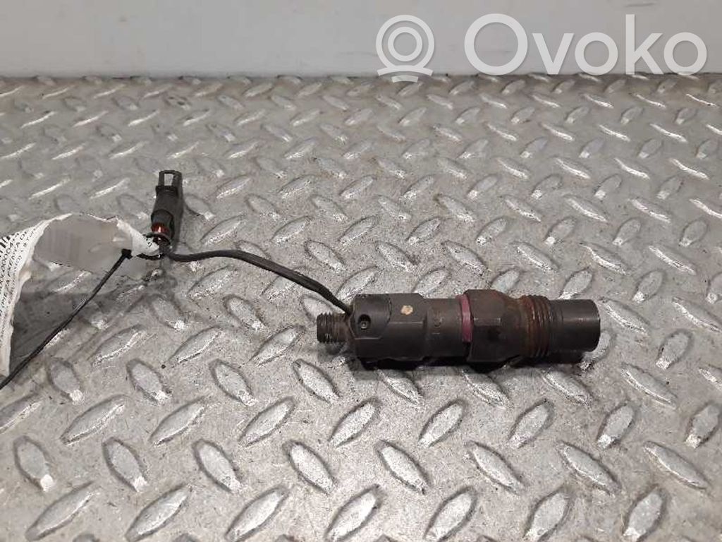 Ford Mondeo MK II Inyector de combustible 