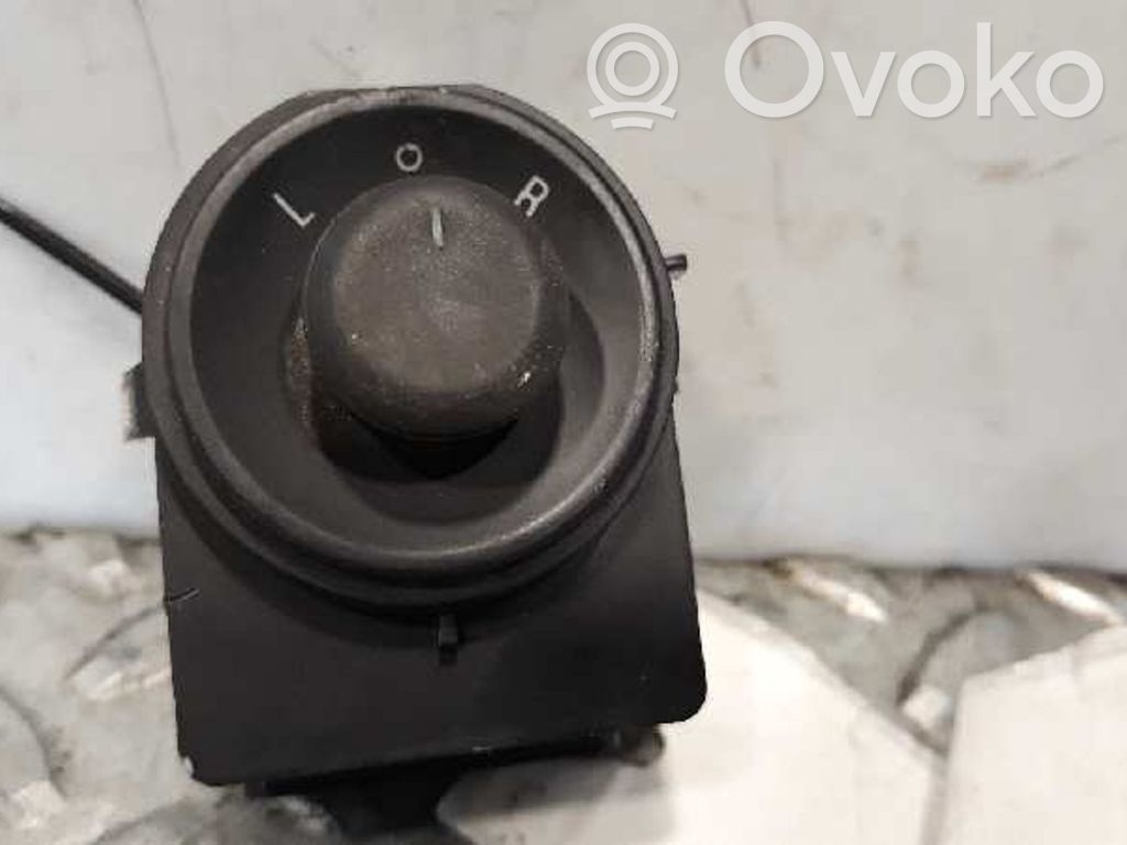 Chevrolet Corsa Interruttore specchietto retrovisore 