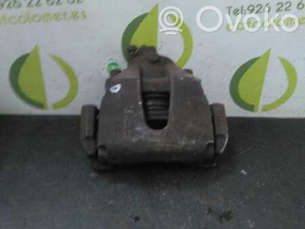 Caliper de freno delantero