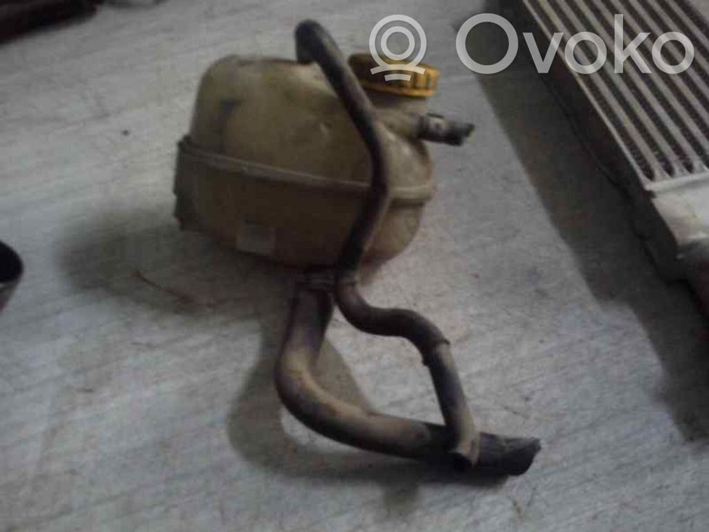 Opel Corsa C Zbiornik wyrównawczy paliwa 