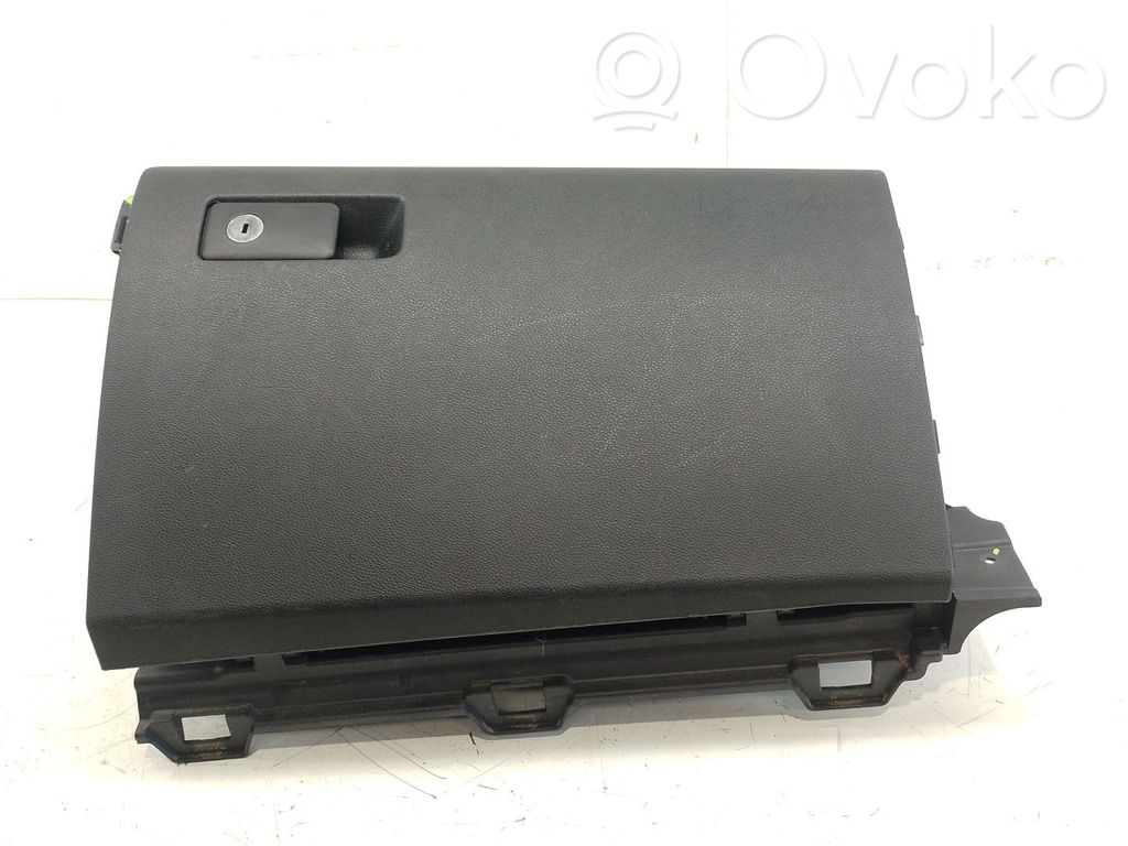 Guantera   84540D4000WK,84540D4000WK,84540D4000WK
