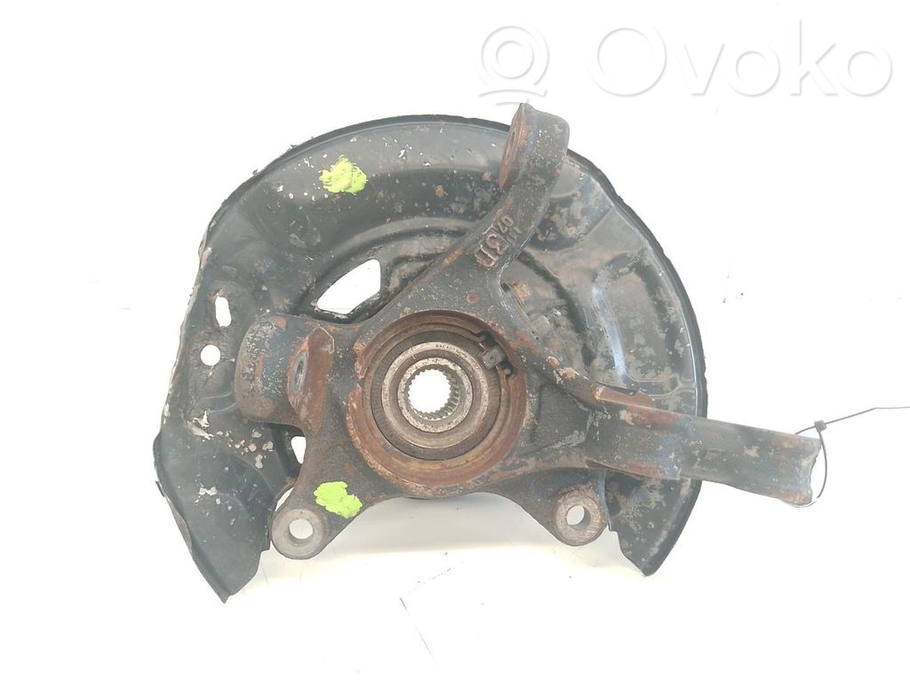 Toyota Yaris Achsschenkel vorne 
