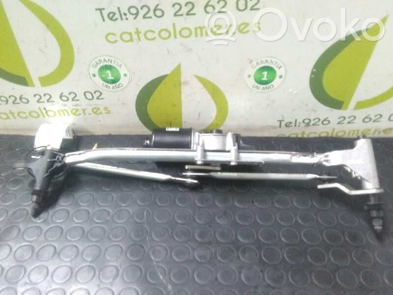 BMW 1 E81 E87 Silniczek wycieraczek szyby przedniej / czołowej 