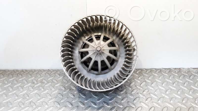 BMW 7 E65 E66 Lämmittimen puhallin 