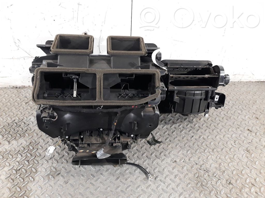 BMW 3 E90 E91 Webasto lisälämmitin muut osat 