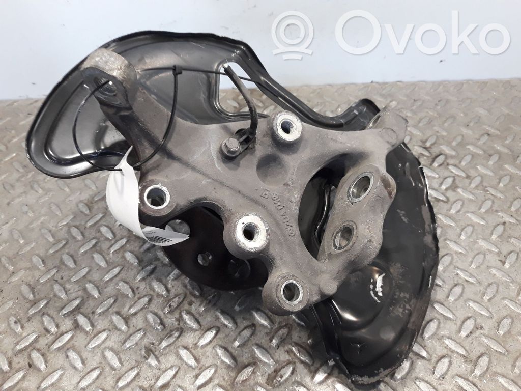 Mercedes-Benz C W204 Fuso a snodo con mozzo ruota anteriore