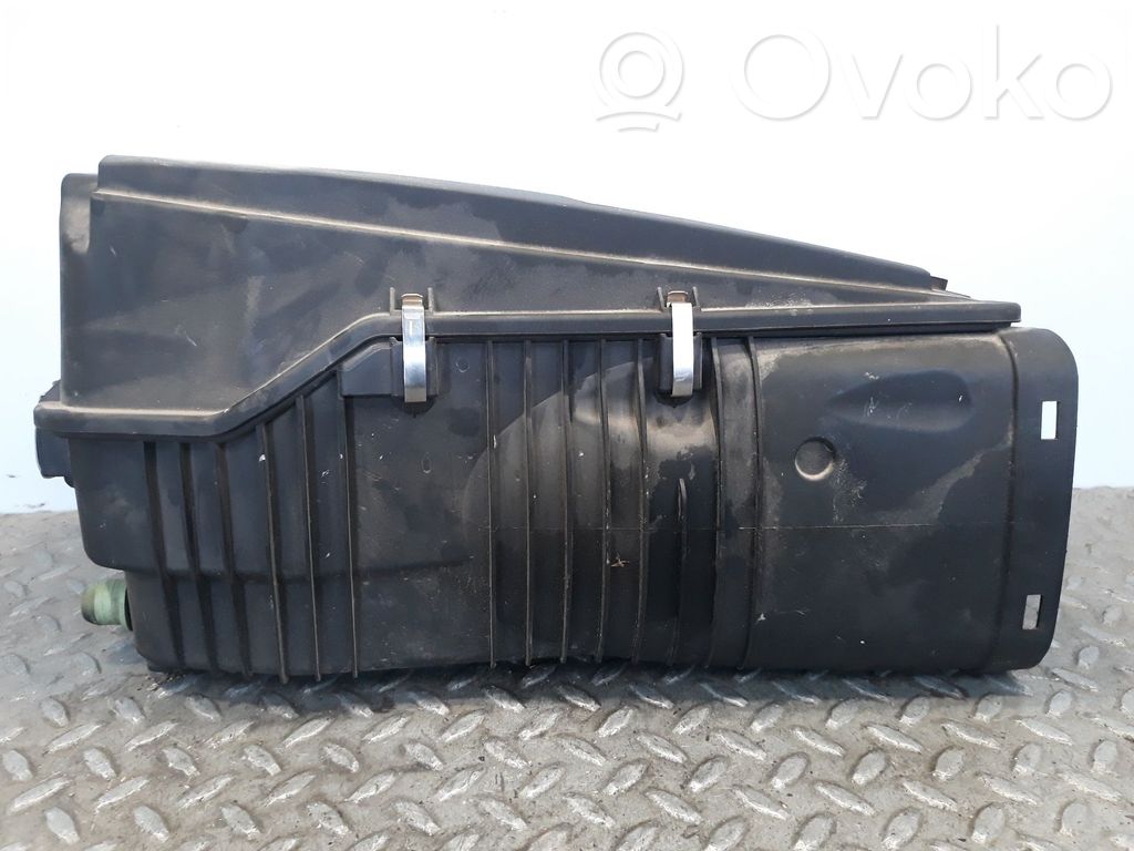 Mercedes-Benz C W204 Cutie filtru aer 