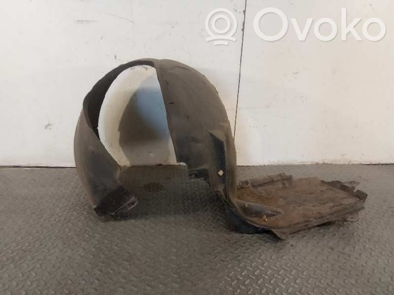 Front wheel arch liner splash guards