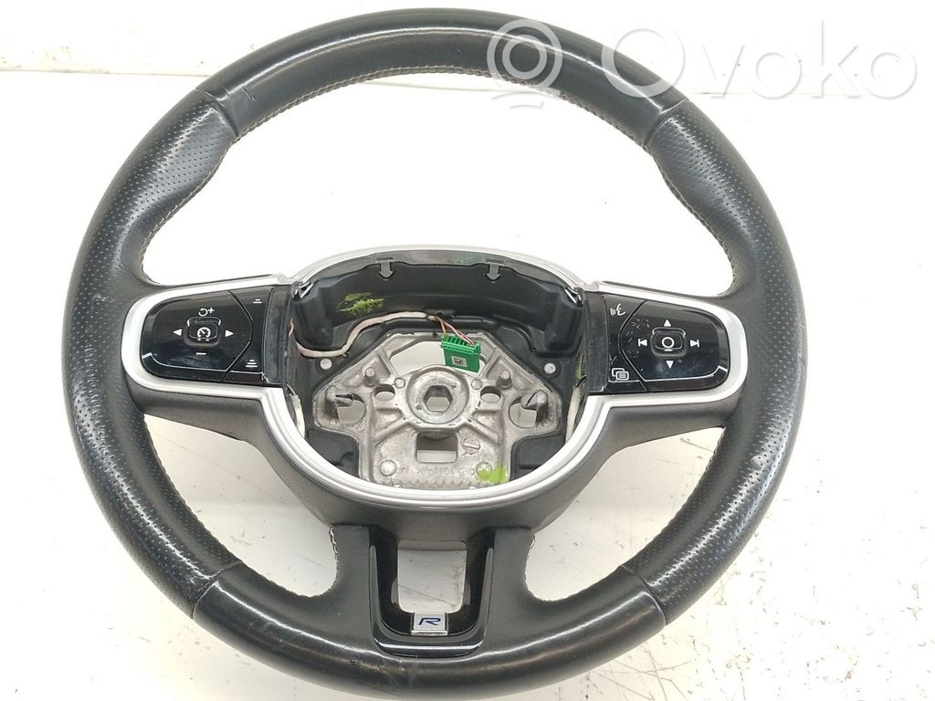 Ohjauspyörä   39834352,39834352,39834352