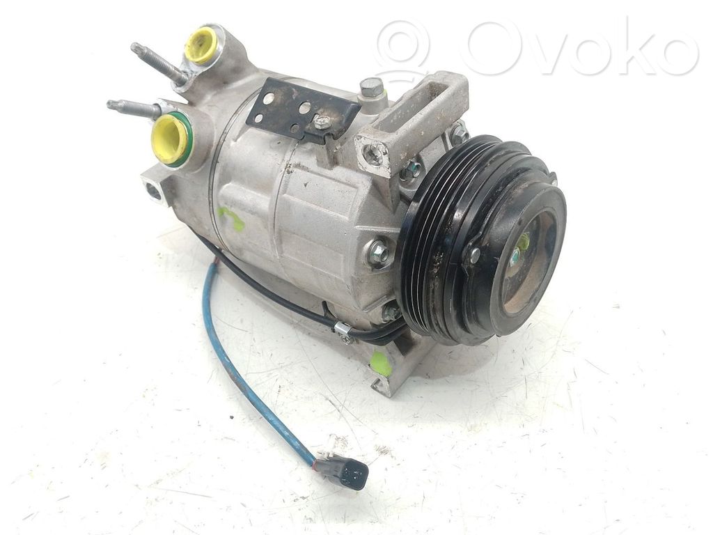 Volvo XC60 Air conditioning (A/C) compressor (pump) 