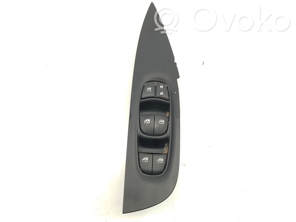 Nissan Qashqai Comutator comandă geamuri electrice 