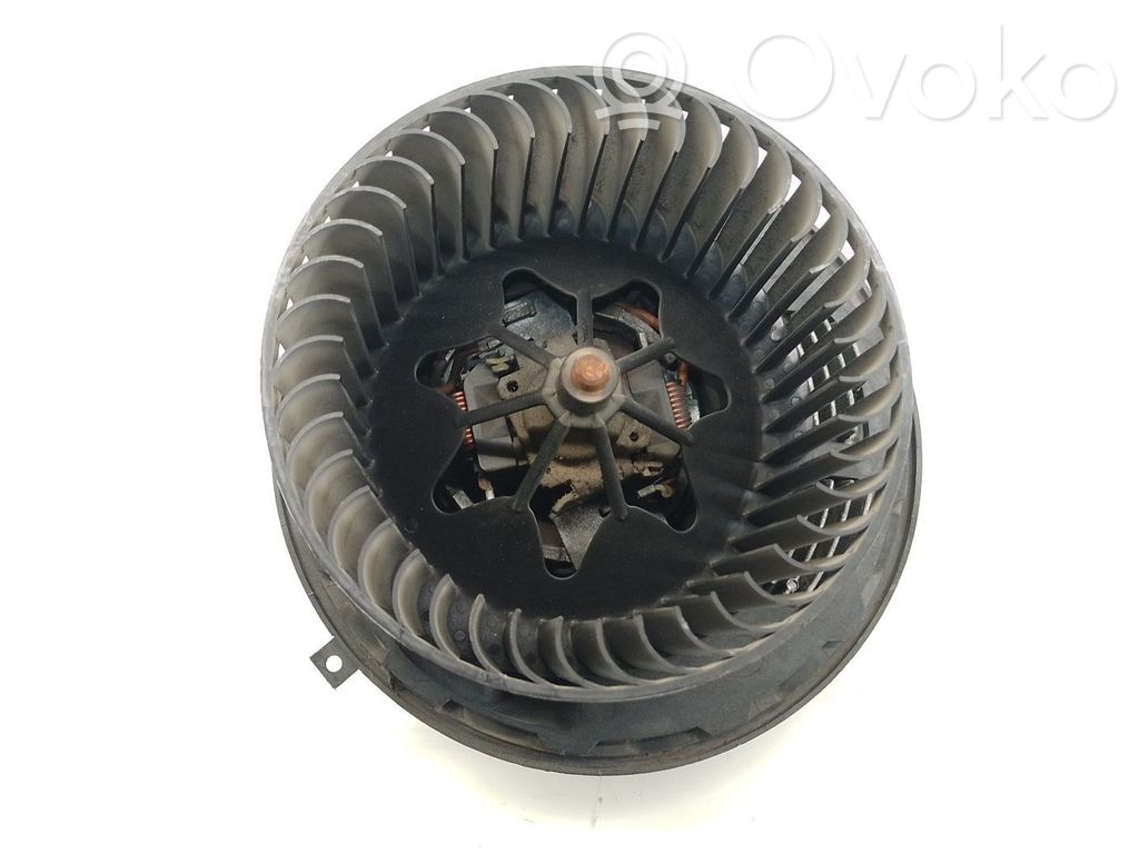 BMW X1 E84 Mazā radiatora ventilators 