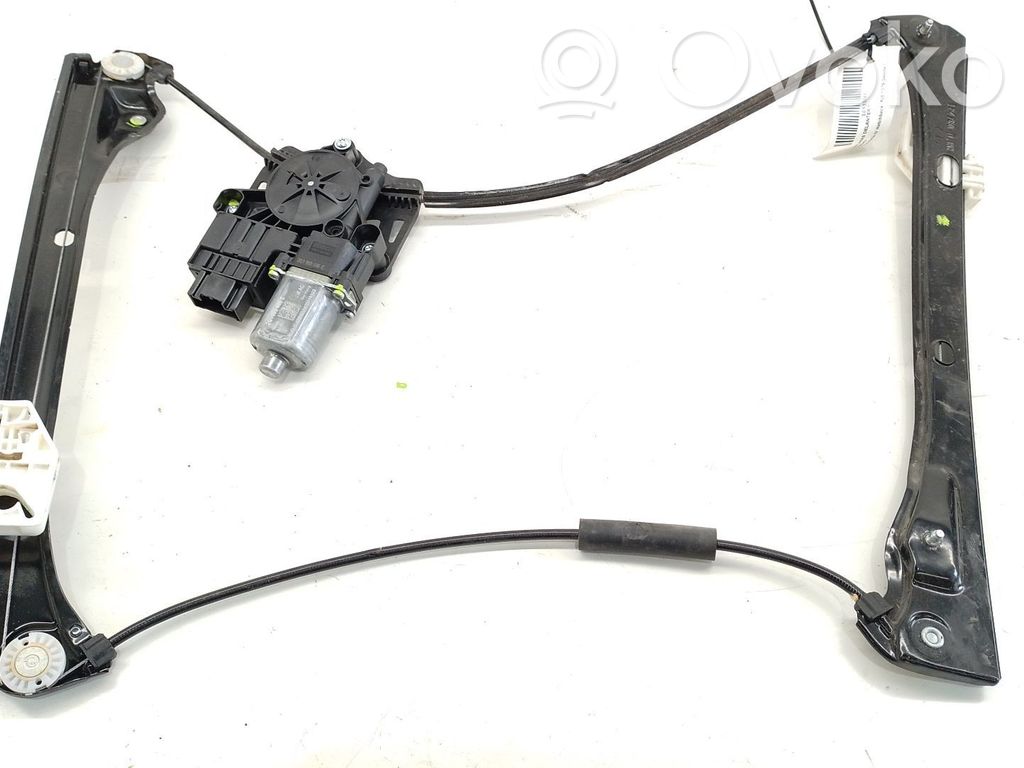 Skoda Fabia Mk4 (6VA) Podnośnik szyby drzwi z silniczkiem 