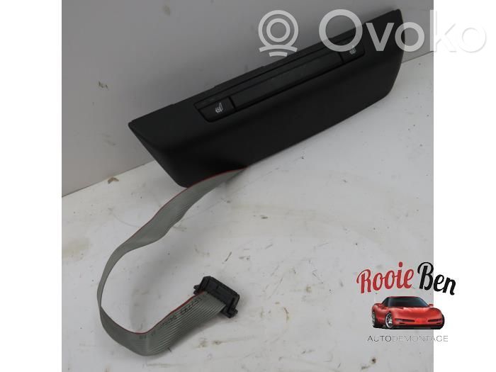 Seat heating switch   6131696258902,03743650,696258902